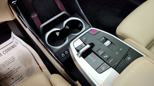 2025 BMW X1 xDrive28i w/ Convenience Pkg & harman/kardon Premium Audio - 23032104 - 16