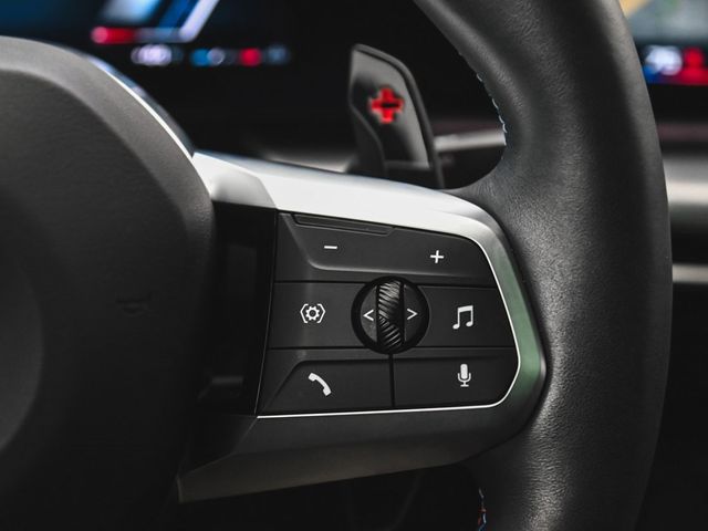 2025 BMW X2 M35i - 22971472 - 26