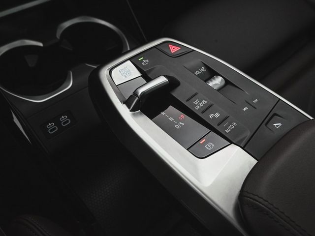 2025 BMW X2 M35i - 22971472 - 28