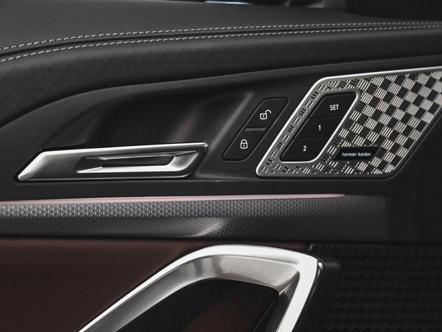 2025 BMW X2 M35i - 22971472 - 8