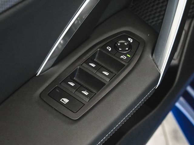 2025 BMW X2 M35i - 23029621 - 9