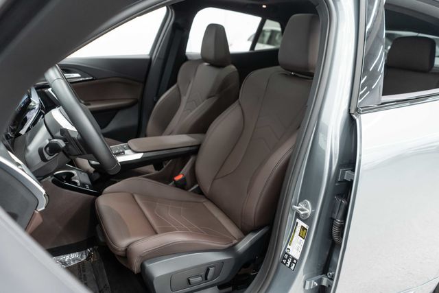 2025 BMW X2 xDrive28i Sports Activity - 22897435 - 8