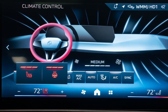 2025 BMW X2 xDrive28i Sports Activity - 22972882 - 23