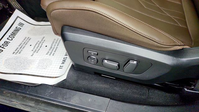 2025 BMW X3 30 xDrive SAV w/ Premium & Driving Assistance Professional Pkgs - 23009496 - 11