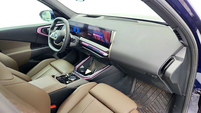 2025 BMW X3 30 xDrive SAV w/ Premium & Driving Assistance Professional Pkgs - 23009496 - 24