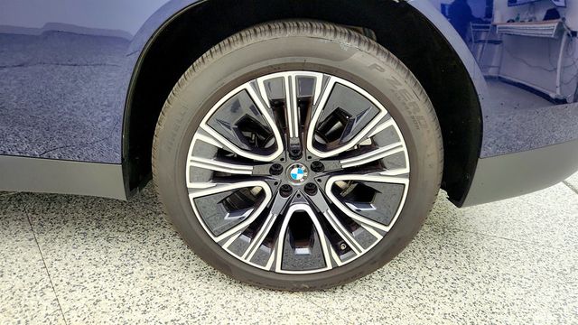 2025 BMW X3 30 xDrive SAV w/ Premium & Driving Assistance Professional Pkgs - 23009496 - 8