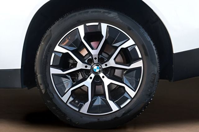 2025 BMW X3 30 xDrive Sports Activity Vehicle - 22980207 - 32