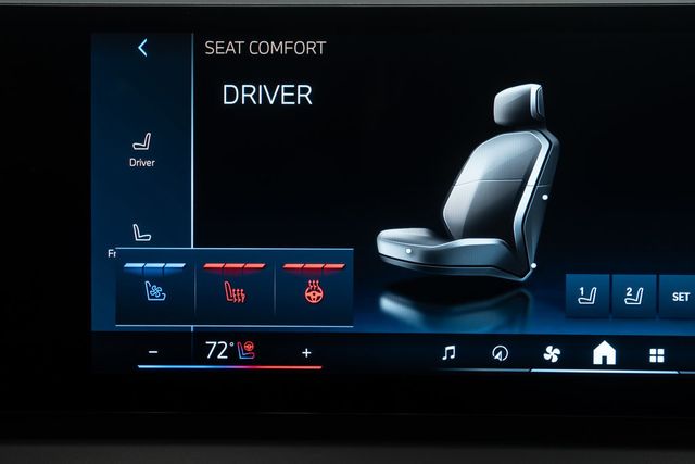 2025 BMW X3 30 xDrive Sports Activity Vehicle - 22972879 - 32