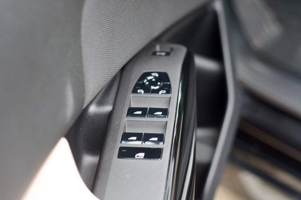 2025 BMW X3 M-Sport Pro Pkg/Heated&Cooled Seats/Heads Up Display/Pano Roof - 22971377 - 22