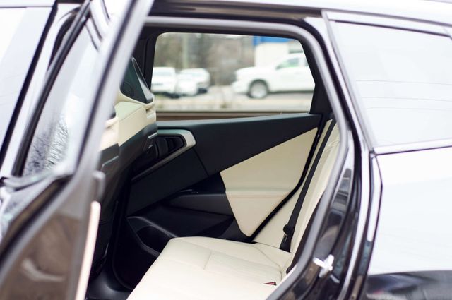 2025 BMW X3 M-Sport Pro Pkg/Heated&Cooled Seats/Heads Up Display/Pano Roof - 22971377 - 36