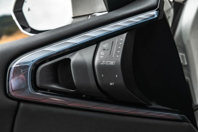 2025 BMW X3 MSRP$52525/X-DRIVE-30/ConveniencePkg/HeatedLeatherSeats/NAV - 23081942 - 40