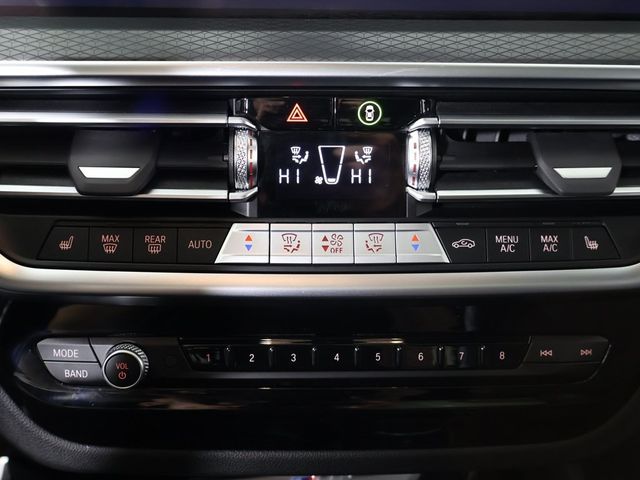 2025 BMW X4 M40i Sports Activity - 22993554 - 57