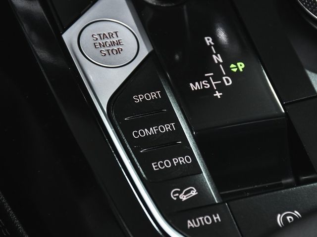 2025 BMW X4 xDrive30i - 22971563 - 33