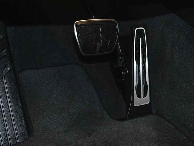 2025 BMW X4 xDrive30i - 22972868 - 17