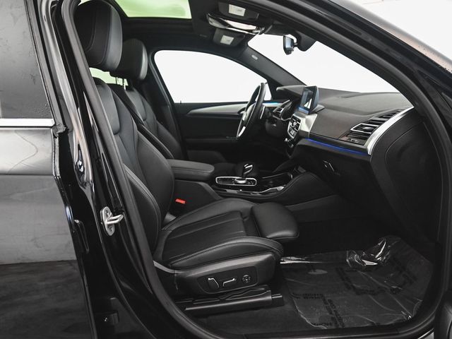 2025 BMW X4 xDrive30i - 22918092 - 31