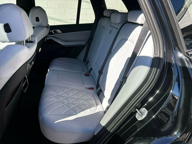 2025 BMW X5 LocalTrade/M-SportProfessionalPkg/PremiumPkg/HeatedSeats/NAV - 22944691 - 12