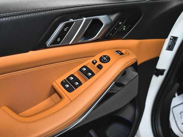2025 BMW X5 M60i - 23030024 - 9