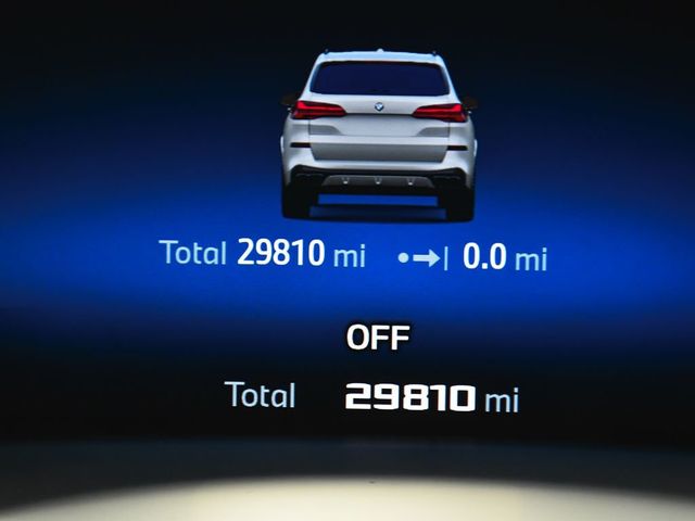 2025 BMW X5 M60i - 23030024 - 21