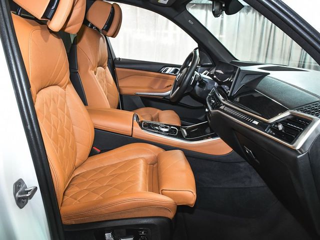 2025 BMW X5 M60i - 23030024 - 60
