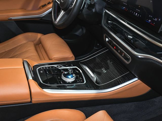 2025 BMW X5 M60i - 23030024 - 64