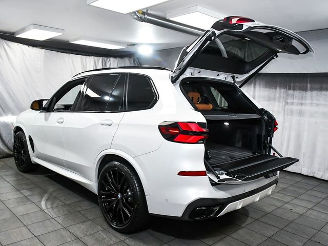 2025 BMW X5 M60i - 23030024 - 67