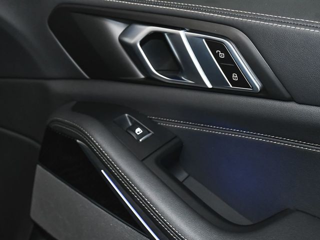 2025 BMW X5 M60i - 23059379 - 17