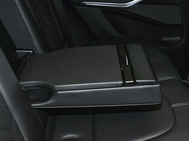 2025 BMW X5 M60i - 23059379 - 57