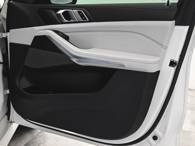 2025 BMW X5 M60i - 23039549 - 10