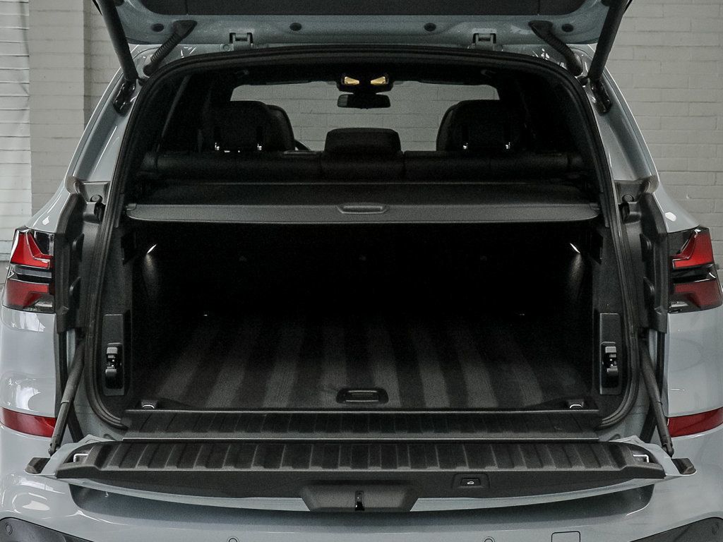 BMW X5 photo 30