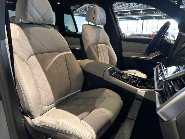 2025 BMW X5 MSRP$83325/M-SportProPkg/DrivingAssistancePkg/ClimateComfortPkg - 23039670 - 31