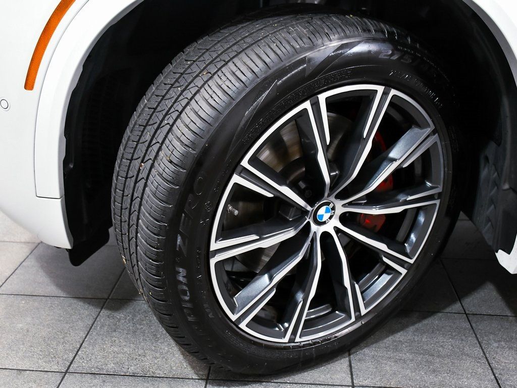 2025 Bmw X5 xDrive40i photo 2