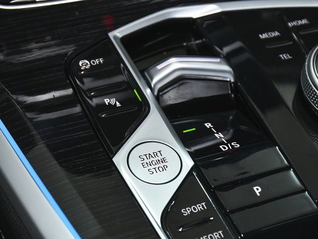 2025 BMW X5 xDrive40i - 22948716 - 37