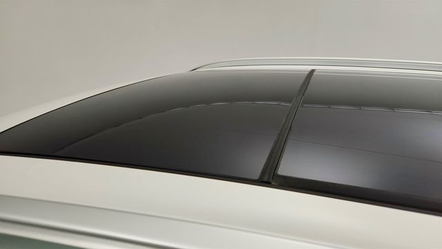 2025 BMW X5 xDrive40i SAV w/ Driving Assistance Pro & Climate Comfort Pkgs - 23010142 - 9