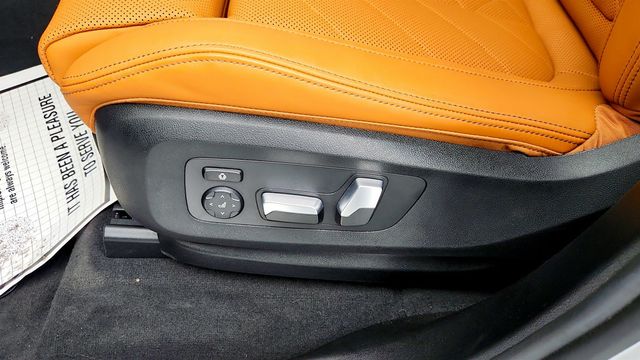 2025 BMW X5 xDrive40i SAV with Premium & Parking Assistance Packages - 22960763 - 11