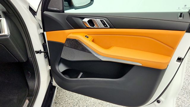 2025 BMW X5 xDrive40i SAV with Premium & Parking Assistance Packages - 22960763 - 25