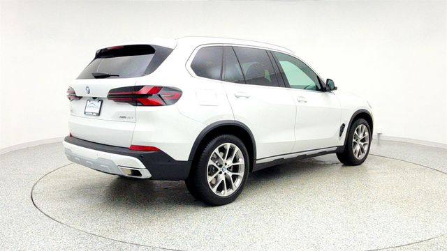 2025 BMW X5 xDrive40i SAV with Premium & Parking Assistance Packages - 22960763 - 4