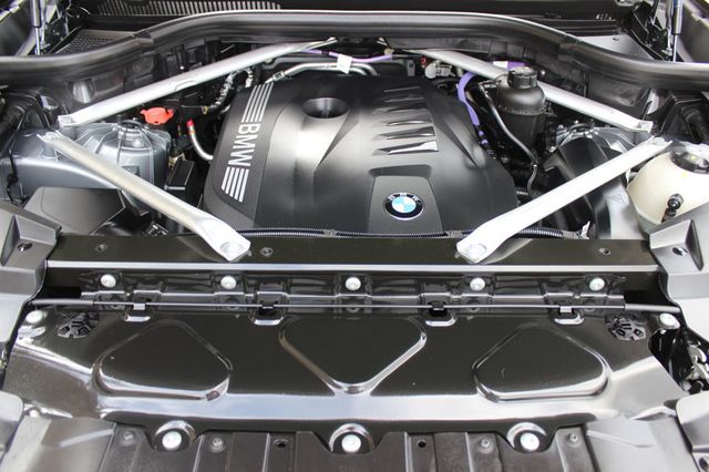 2025 BMW X5 xDrive40i Sports Activity Vehicle - 22994751 - 35