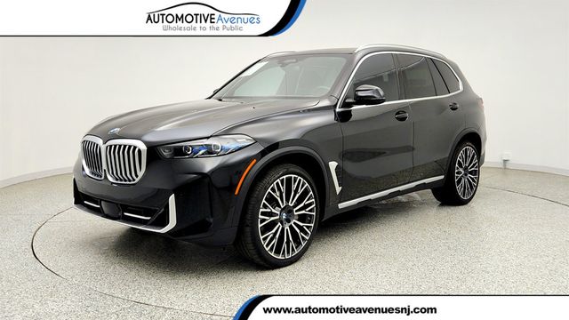 2025 BMW X5 xDrive40i w/ Executive & Driving Assistance Professional Pkgs - 23026907 - 0