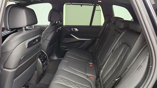 2025 BMW X5 xDrive40i w/ Executive & Driving Assistance Professional Pkgs - 23026907 - 18