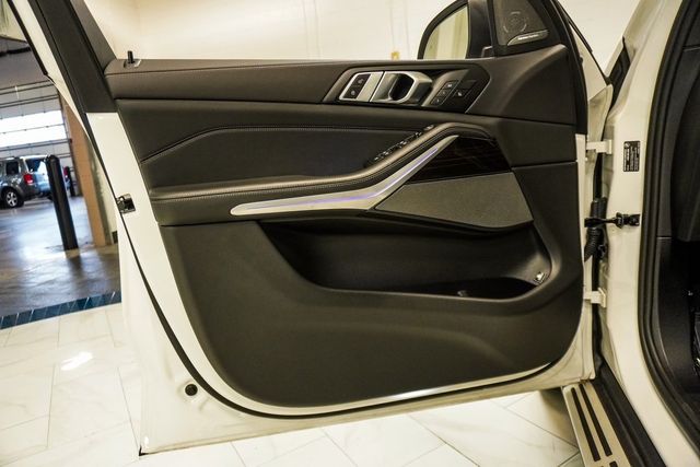 2025 BMW X5 xDrive50e Plug-In Hybrid - 22973439 - 17