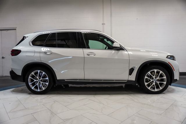 2025 BMW X5 xDrive50e Plug-In Hybrid - 22973439 - 32