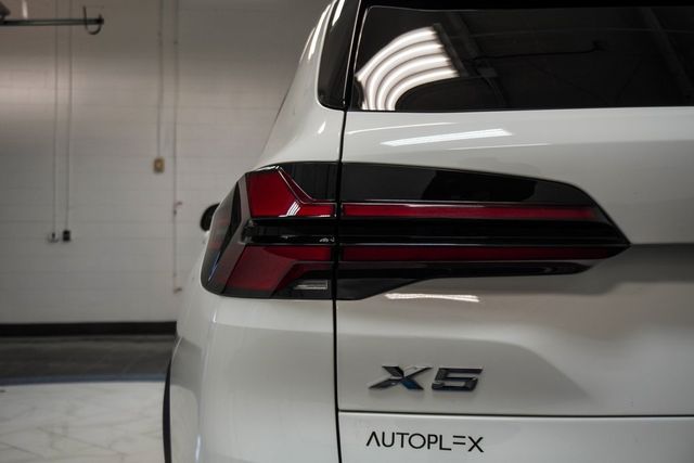 2025 BMW X5 xDrive50e Plug-In Hybrid - 22973439 - 37