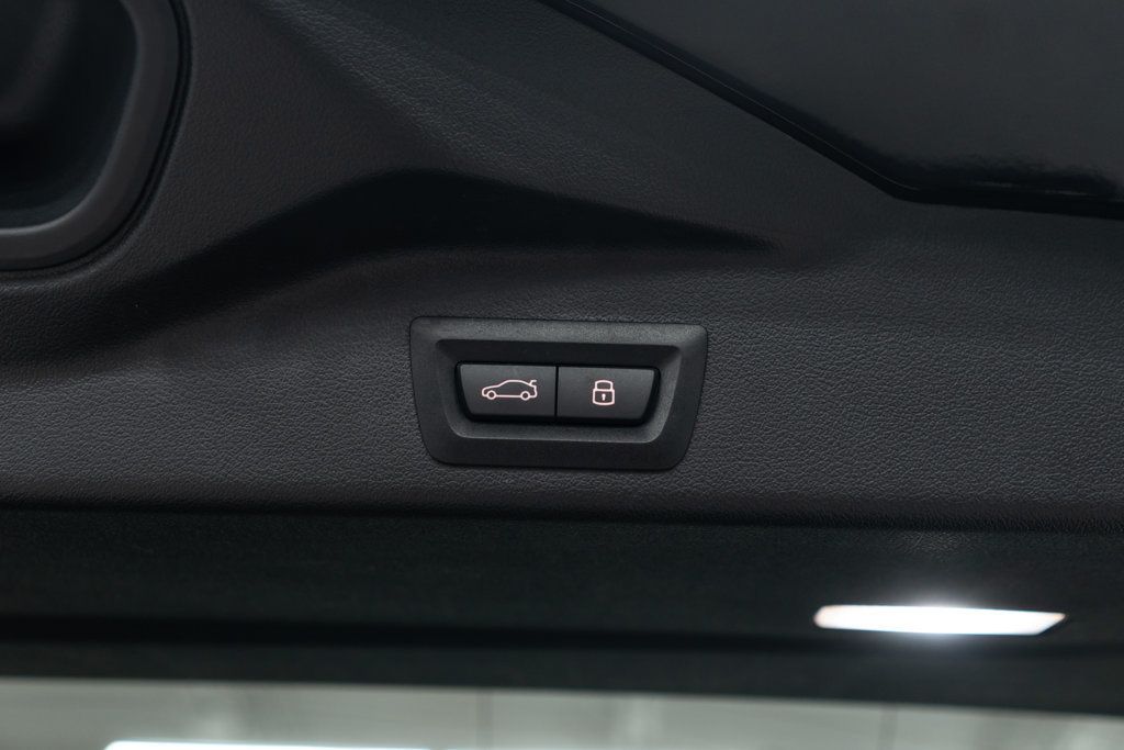 2025 Bmw X5 xDrive50e photo 33