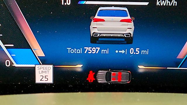 2025 BMW X5 xDrive50e Plug-In Hybrid with M Sport (Pro) & Premium Packages - 22988206 - 15