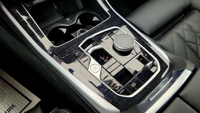2025 BMW X5 xDrive50e Plug-In Hybrid with M Sport (Pro) & Premium Packages - 22988206 - 16