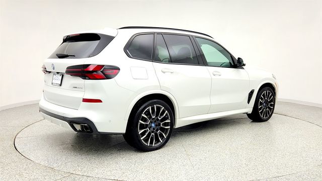 2025 BMW X5 xDrive50e Plug-In Hybrid with M Sport (Pro) & Premium Packages - 22988206 - 4