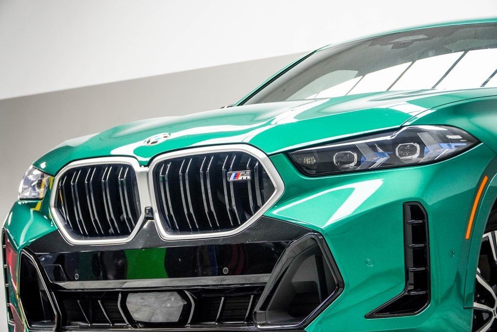 2025 Bmw X6 M60i xDr photo 2