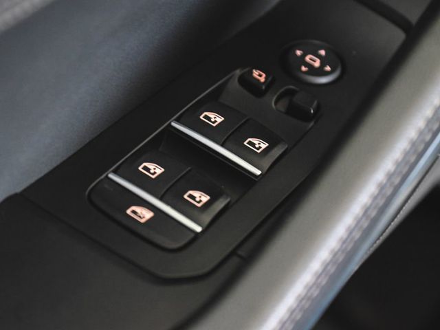 2025 BMW X6 xDrive40i - 22997309 - 10