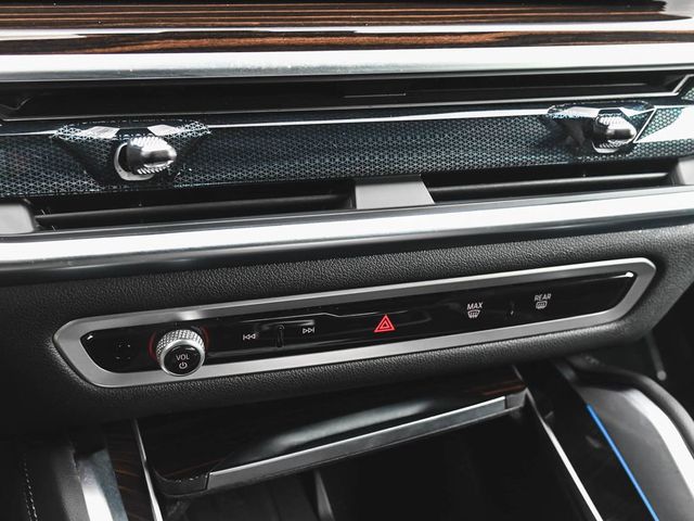 2025 BMW X6 xDrive40i - 22997309 - 26