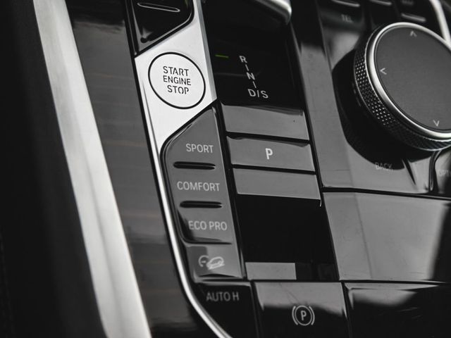 2025 BMW X6 xDrive40i - 22997309 - 32